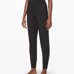 Lululemon Sun Setter jogger!